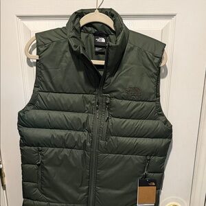 The North Face Men's Olive Insulated Vest